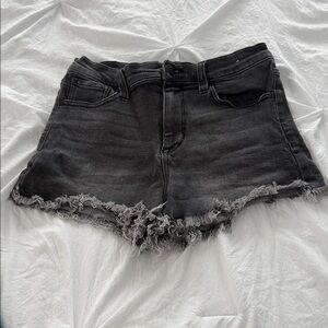 Celebrity pink Women's Black Distressed Denim Shorts size 9 /29